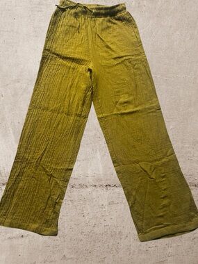 Relaxed Wide Leg Linen-Blend Pants in Mustard XS